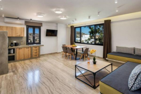 Christianna & George Luxury Apartment with Outdoor Hot Tub
